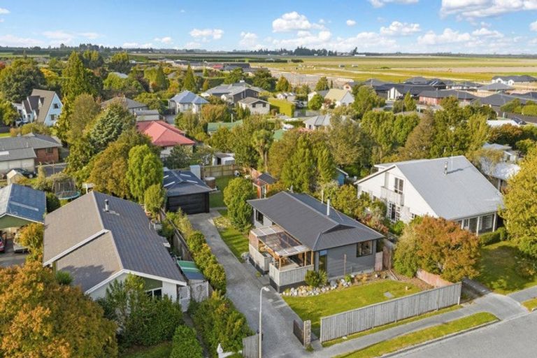 Photo of property in 8 Coleman Place, Darfield, 7510