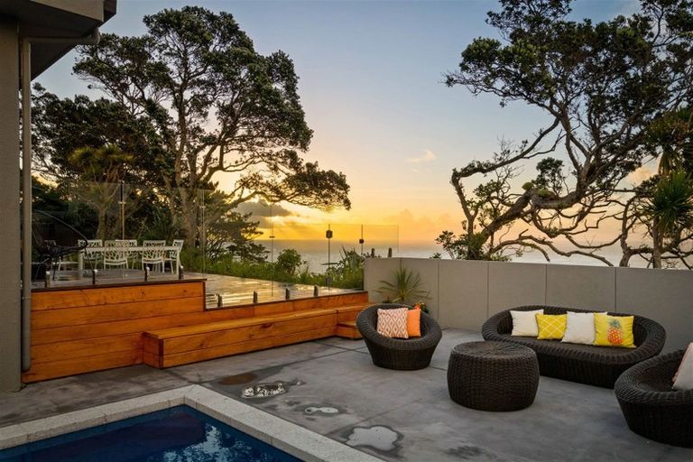 Photo of property in 107 Oaia Road, Muriwai, Waimauku, 0881