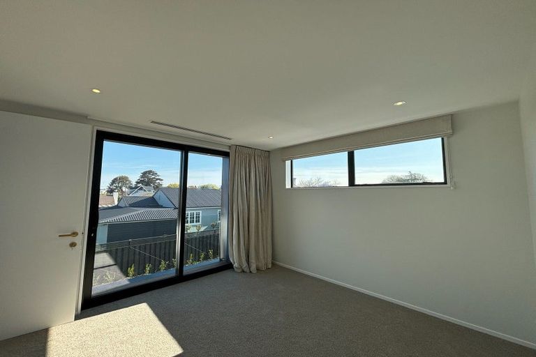 Photo of property in 2/7 Roa Road, Fendalton, Christchurch, 8041