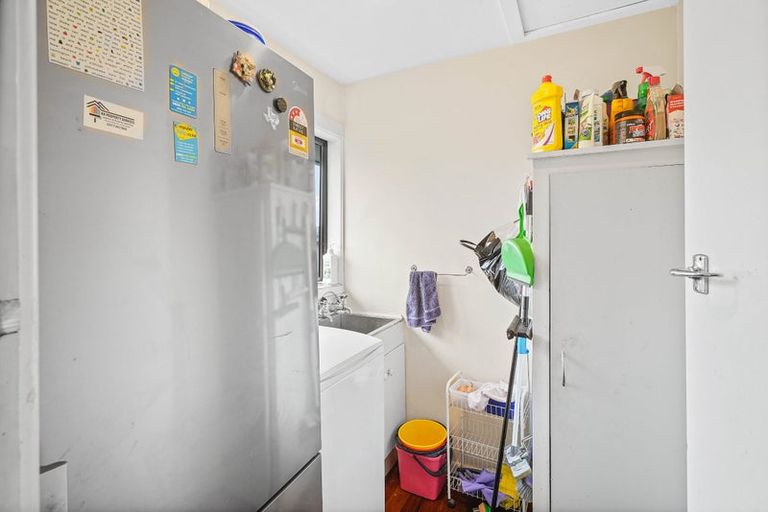 Photo of property in 6 Skerten Avenue, Hornby, Christchurch, 8042