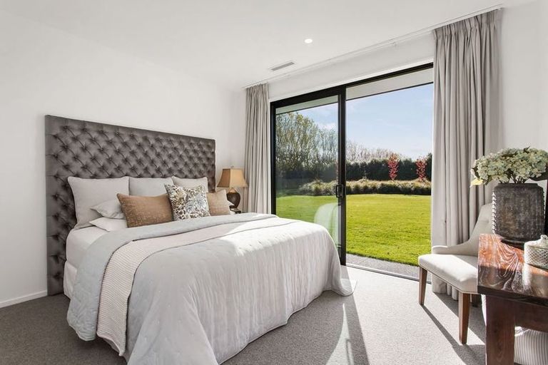 Photo of property in 21 Classiebawn Lane, Prebbleton, 7676