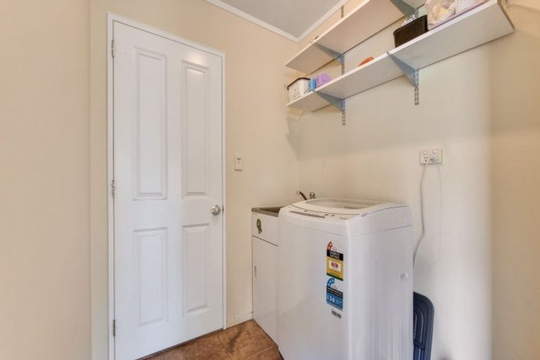 Photo of property in 38 Owhatiura Drive, Lynmore, Rotorua, 3010