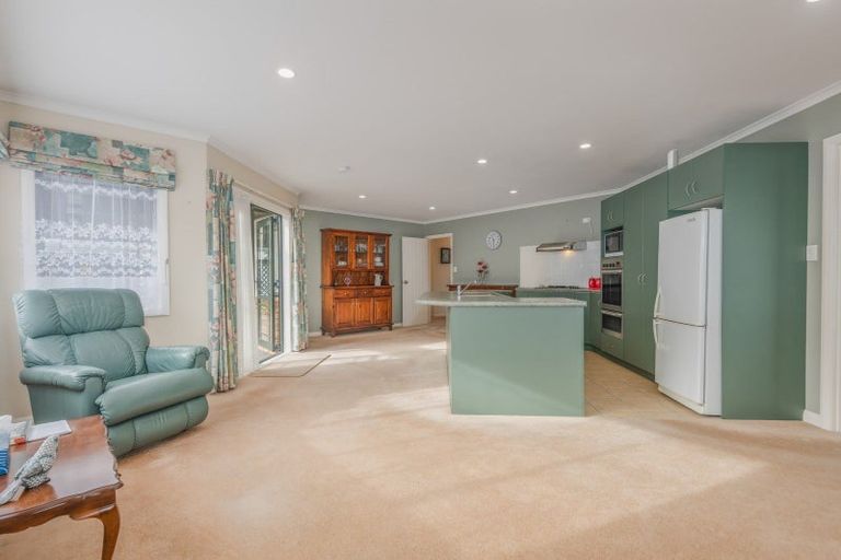 Photo of property in 1 Virginia Grove, Milson, Palmerston North, 4414