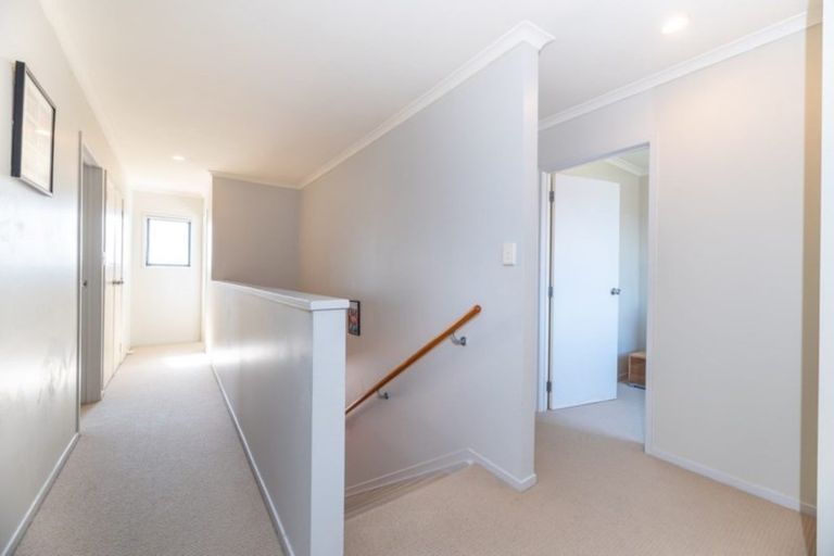 Photo of property in 6 Tussock Avenue, Mangere, Auckland, 2022