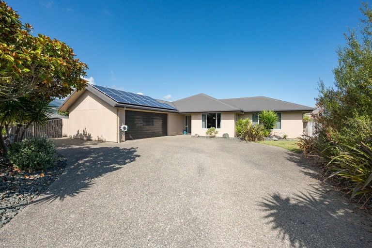 Photo of property in 53 Covent Drive, Stoke, Nelson, 7011