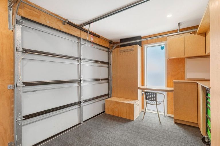Photo of property in 571 Queen Street East, Levin, 5510