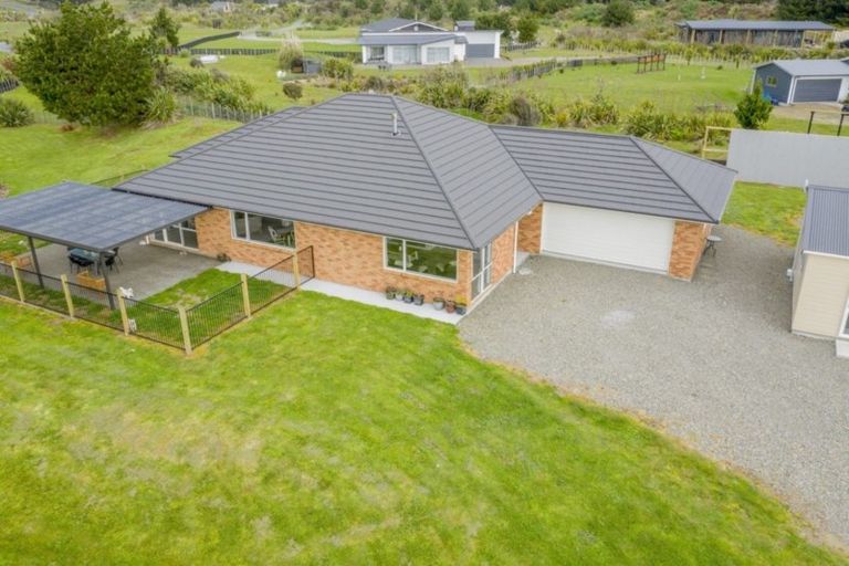 Photo of property in 7 Waka Tete Place, Waitarere, Levin, 5510