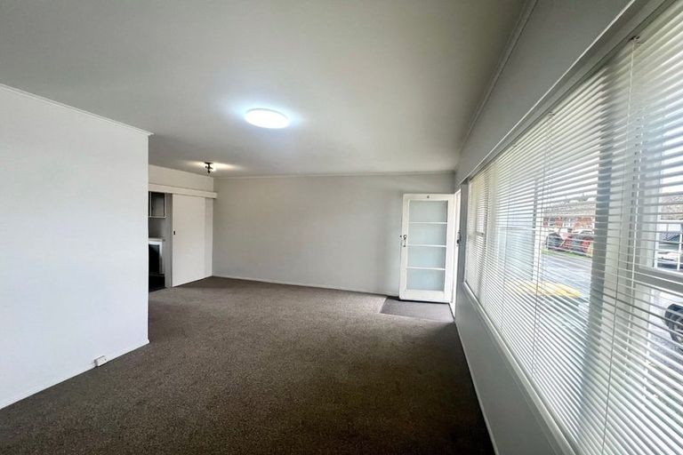 Photo of property in 4/8 Winspear Place, Manukau, Auckland, 2025