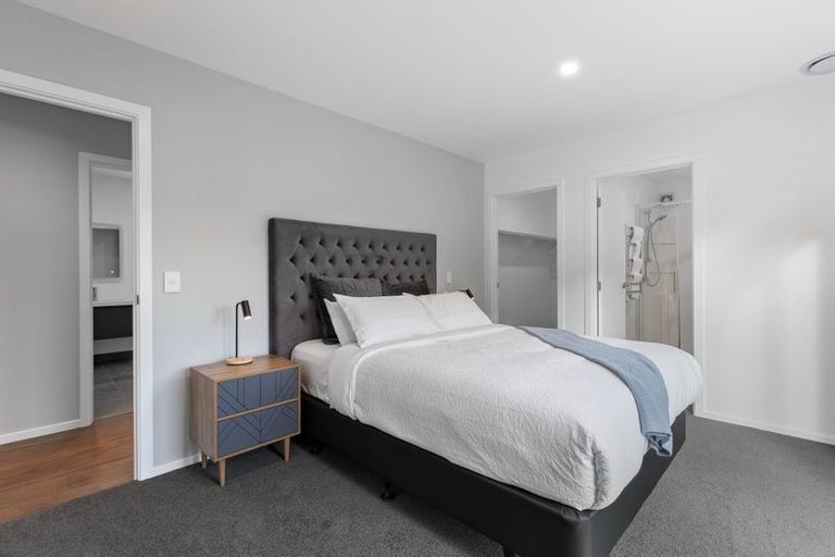 Photo of property in 21 Bannister Street, Jacks Point, Queenstown, 9371