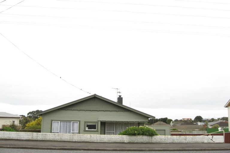 Photo of property in 73 Clemow Road, Fitzroy, New Plymouth, 4312