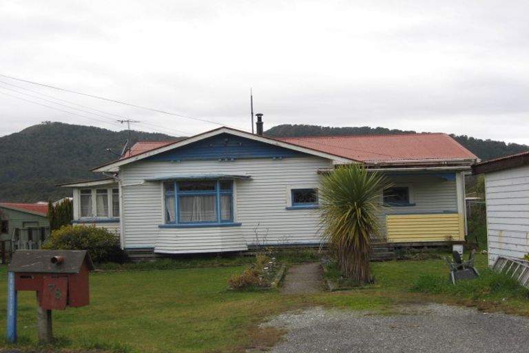 Photo of property in 738 Seven Mile Road, Runanga, 7803