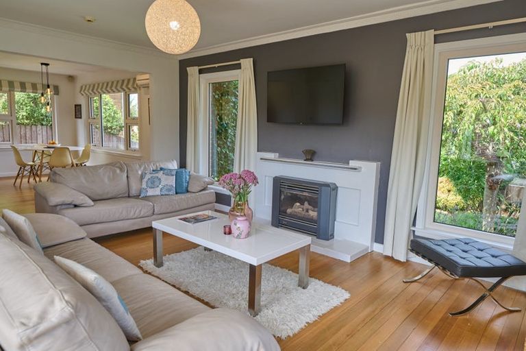Photo of property in 115 Saint Martins Road, Saint Martins, Christchurch, 8022