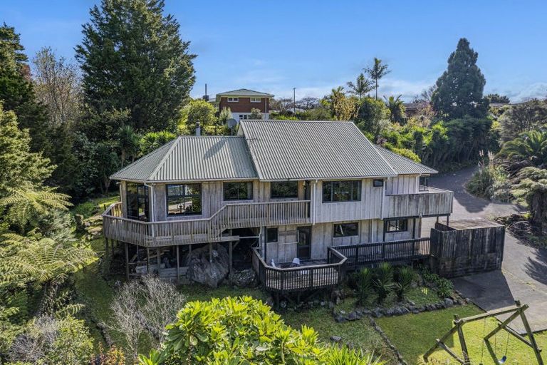 Photo of property in 180 Western Hills Drive, Kensington, Whangarei, 0112