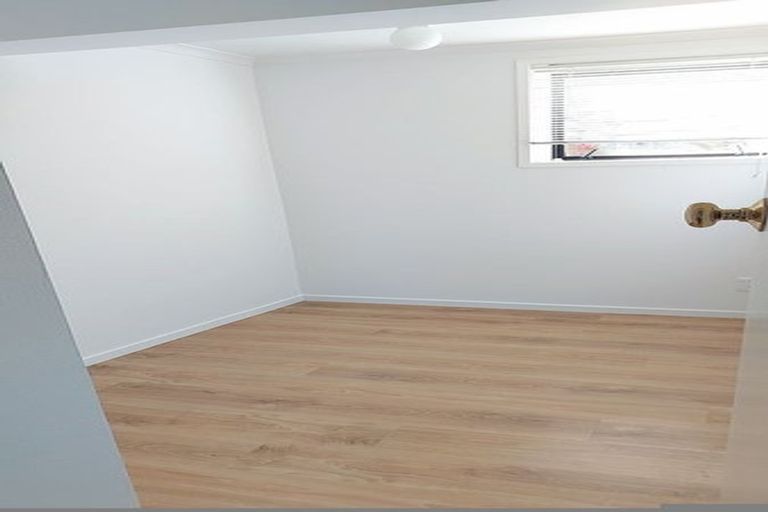 Photo of property in 7/10 Ridge Road, Howick, Auckland, 2014