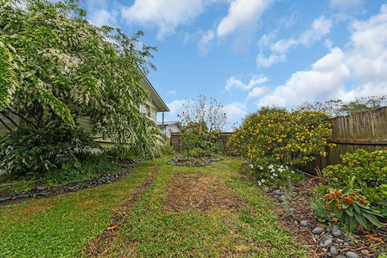 Photo of property in 22 Lawrence Crescent, Hillpark, Auckland, 2102