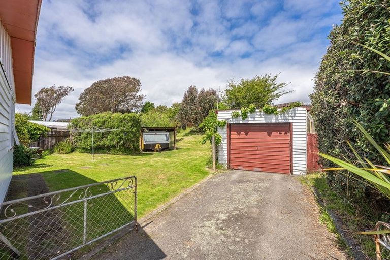 Photo of property in 64 Michael Road, Paraparaumu Beach, Paraparaumu, 5032