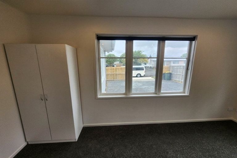 Photo of property in 81 Strathmore Avenue, Levin, 5510