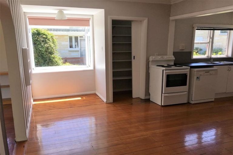 Photo of property in 19 Margaret Road, Raumati Beach, Paraparaumu, 5032