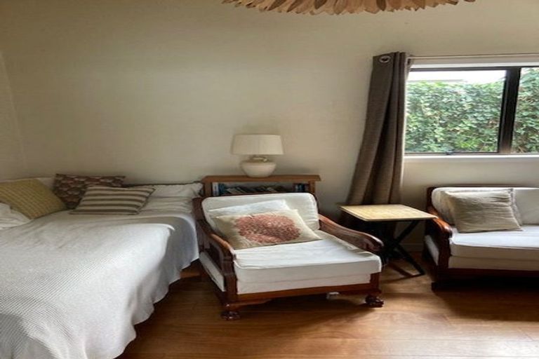 Photo of property in 9 Ticehurst Road, Lyttelton, 8082