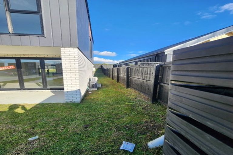 Photo of property in 12 Waikaha Street, Pokeno, 2472