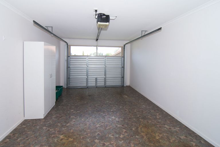 Photo of property in Holdsworth Villas, 70/2 William Donald Drive, Solway, Masterton, 5810