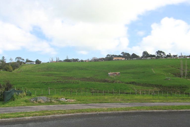 Photo of property in 14 Bellbird Crescent, Dargaville, 0310