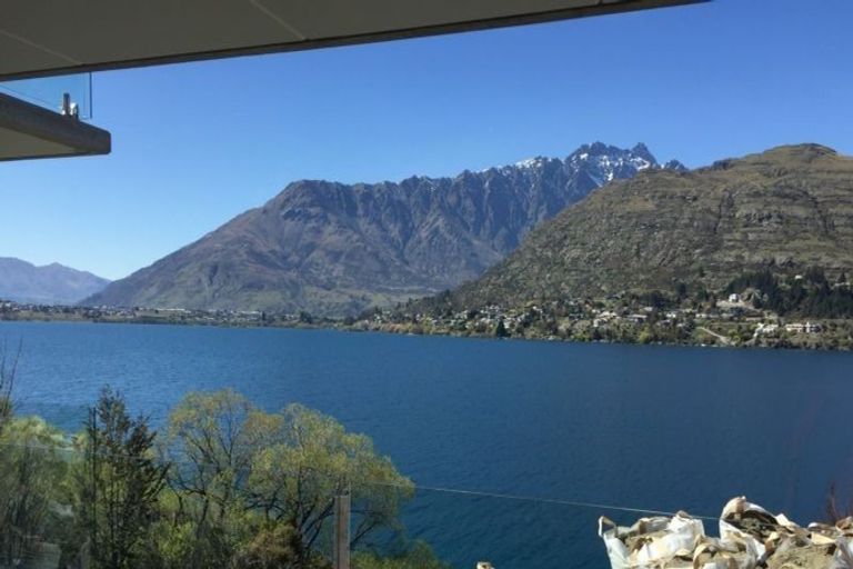 Photo of property in La Residence Du Lac, 15/527 Frankton Road, Queenstown, 9300