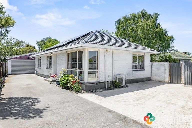 Photo of property in 3 Besant Place, Avondale, Christchurch, 8061