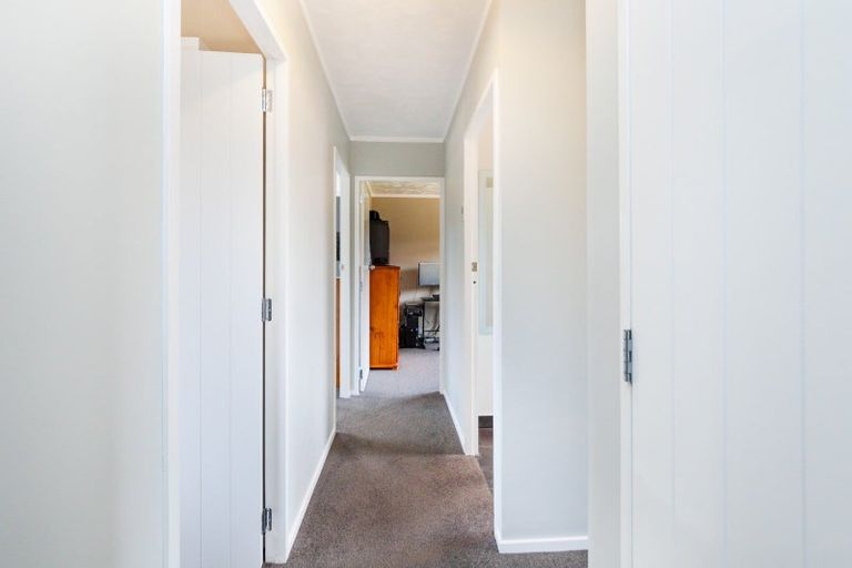 Photo of property in 25 Mcleavey Drive, Kelvin Grove, Palmerston North, 4414