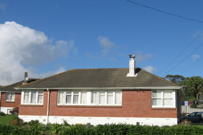 Photo of property in 26 Astrolabe Street, Cannons Creek, Porirua, 5024