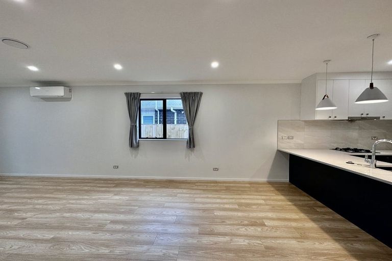 Photo of property in 7 Rapoi Lane, Karaka, Papakura, 2113