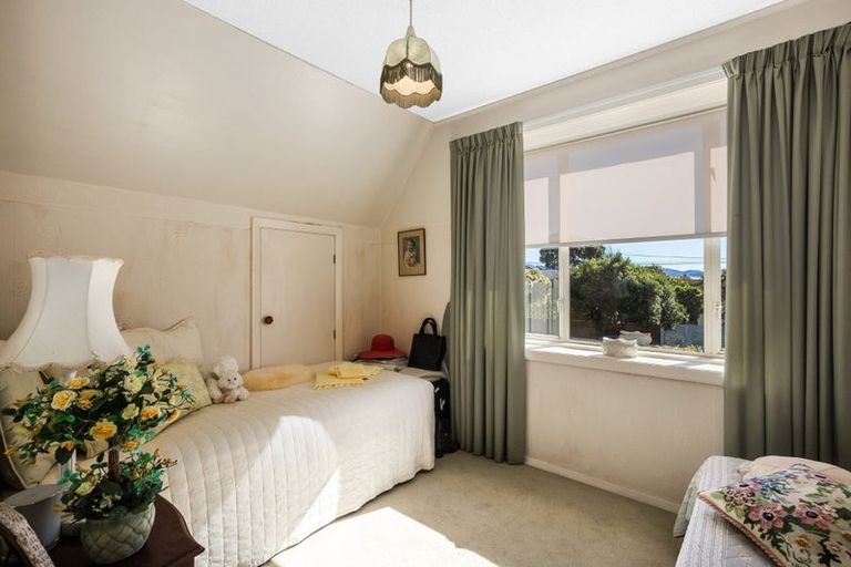 Photo of property in 425 Muritai Road, Eastbourne, Lower Hutt, 5013