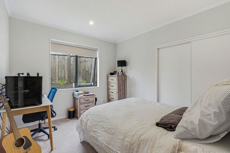 Photo of property in 30 Tyler Davies Drive, Red Beach, 0932