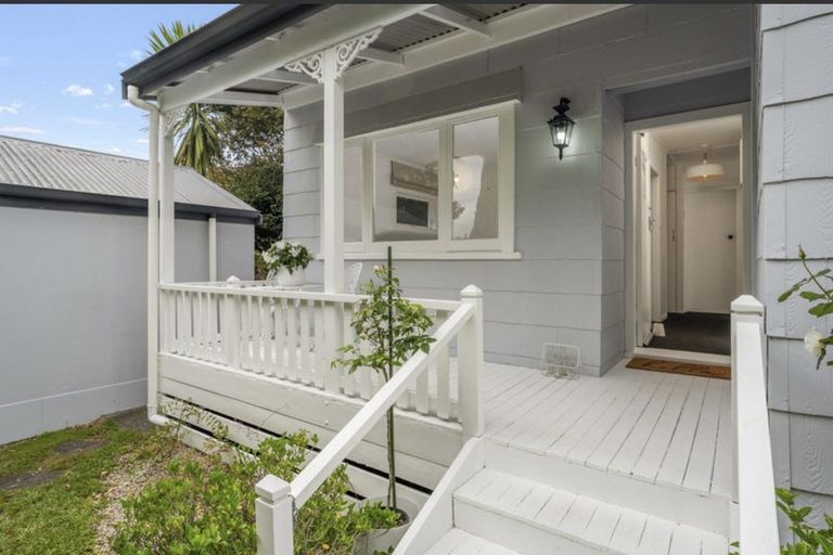 Photo of property in 194 Greerton Road, Greerton, Tauranga, 3112