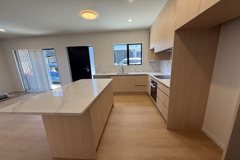 Photo of property in 4/41 Forrest Hill Road, Milford, Auckland, 0620