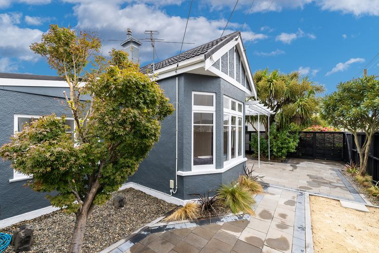 Photo of property in 17 Council Street, Saint Kilda, Dunedin, 9012