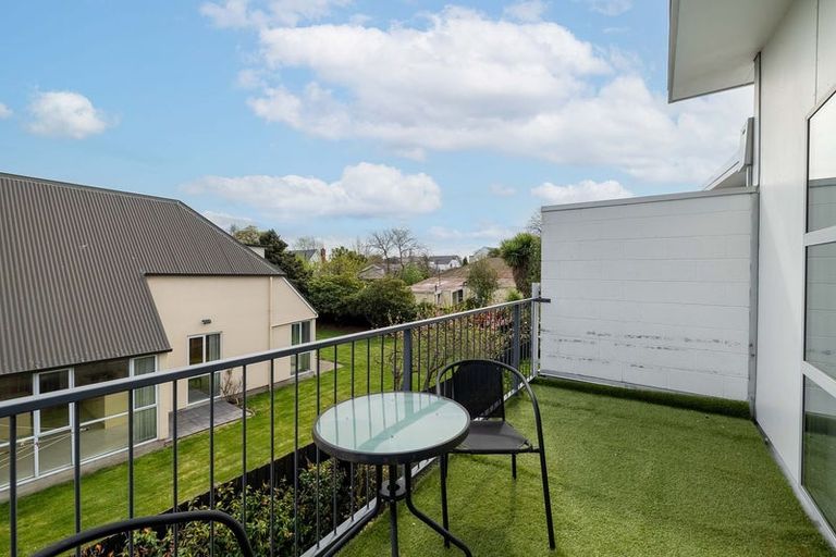 Photo of property in 4/30 Eversleigh Street, St Albans, Christchurch, 8014