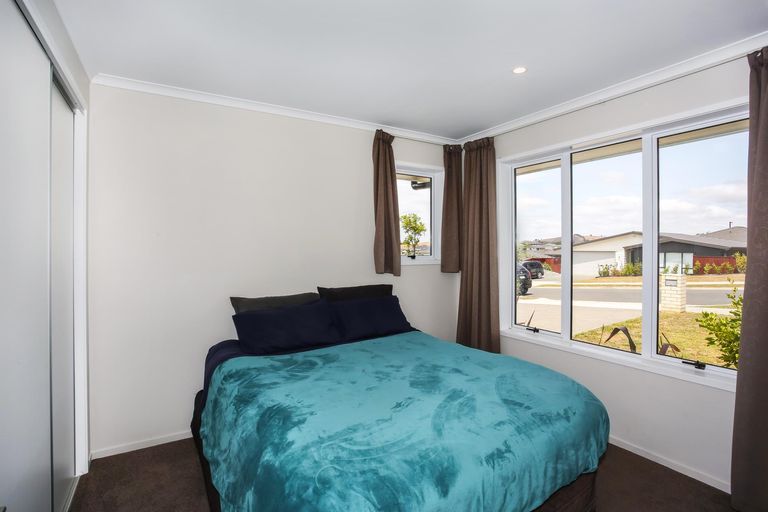 Photo of property in 11 Muirhill Place, Pokeno, 2402