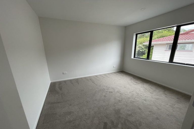 Photo of property in 11b Regency Place, Sunnynook, Auckland, 0632