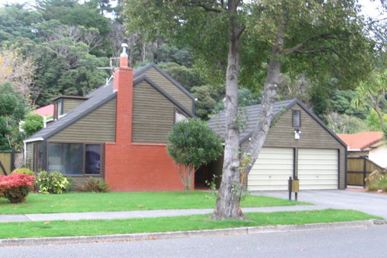 Photo of property in 10 Hamerton Street, Naenae, Lower Hutt, 5011