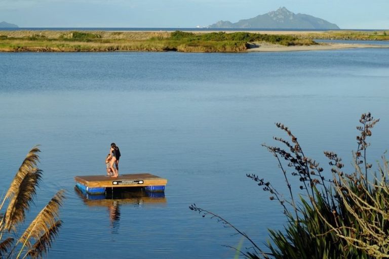 Photo of property in 281 Cove Road, Waipu, 0582