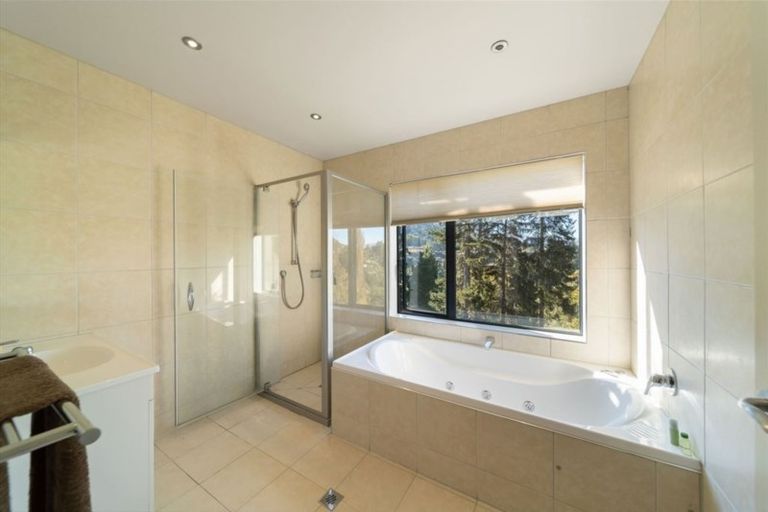 Photo of property in 67 Mcchesney Road, Arthurs Point, Queenstown, 9371