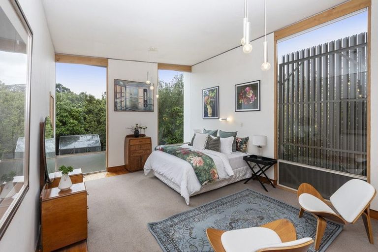 Photo of property in 11 Ilkley Place, Ilam, Christchurch, 8041