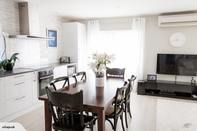 Photo of property in 2/78 Salisbury Road, Birkdale, Auckland, 0626