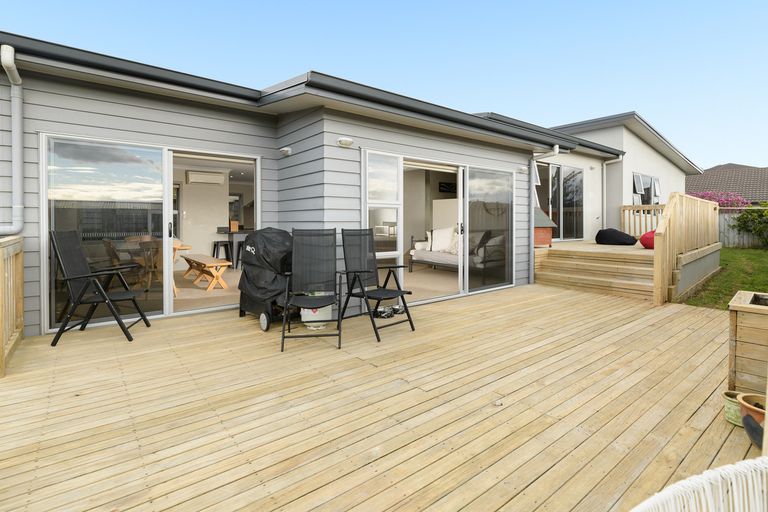 Photo of property in 16 Te Otinga Place, Pyes Pa, Tauranga, 3112