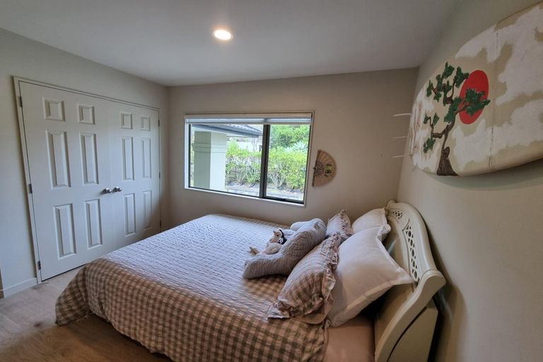 Photo of property in 15 Meteor Place, Schnapper Rock, Auckland, 0632