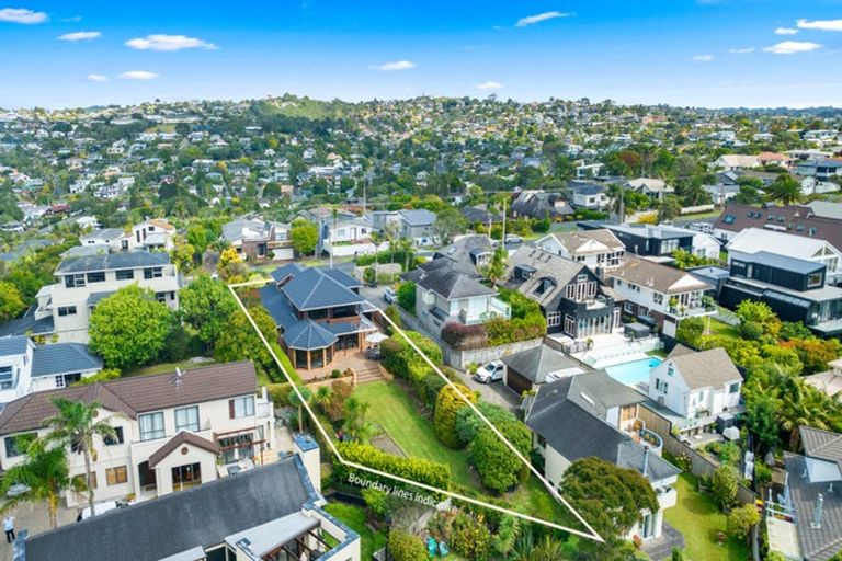 Photo of property in 27 Gulf View Road, Murrays Bay, Auckland, 0630