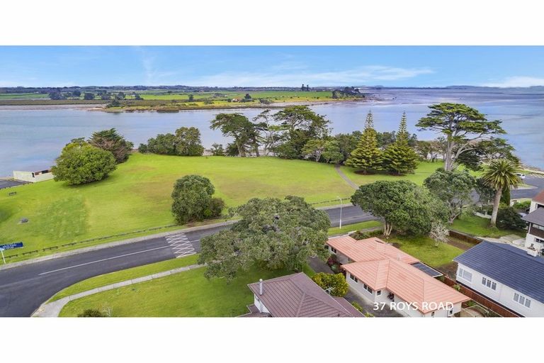 Photo of property in 37 Roys Road, Weymouth, Auckland, 2103