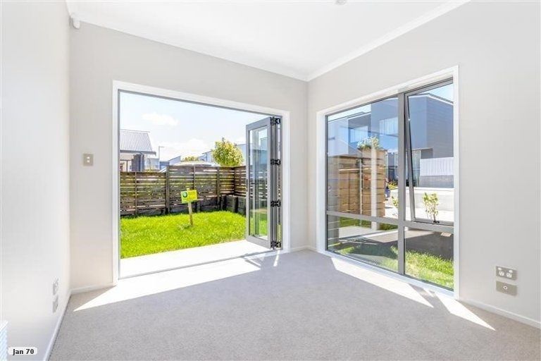 Photo of property in 9 Weta Road, Hobsonville, Auckland, 0616