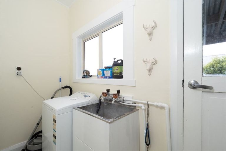 Photo of property in 132 Mcmurdo Street, Tinwald, Ashburton, 7700